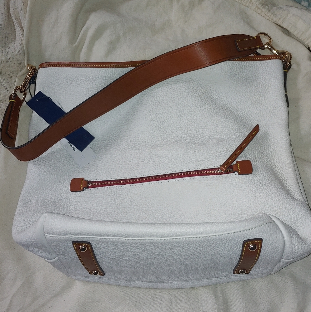 Dooney & Bourke Large Bag - Picture 5 of 6